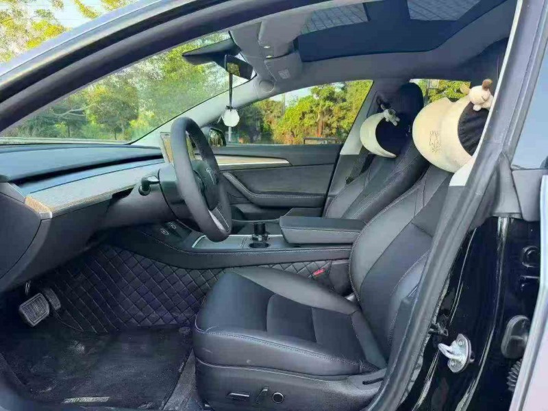 深圳23年特斯拉MODEL 34