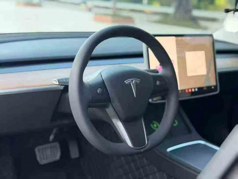 深圳23年特斯拉MODEL 35