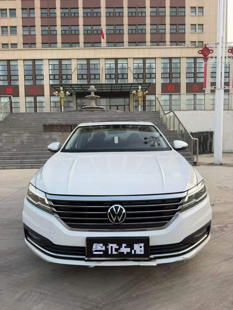 淄博22年大众朗逸1