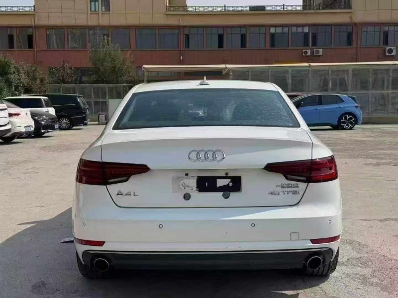 东营18年奥迪A4L7
