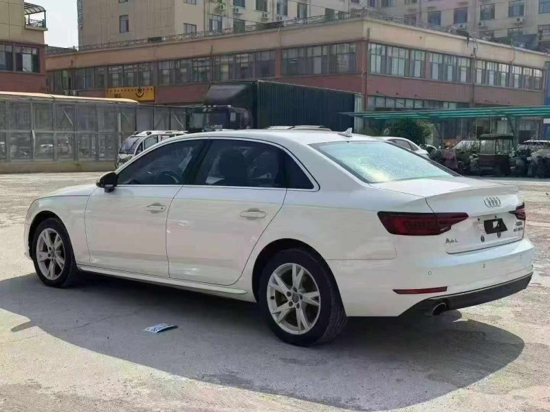 东营18年奥迪A4L9