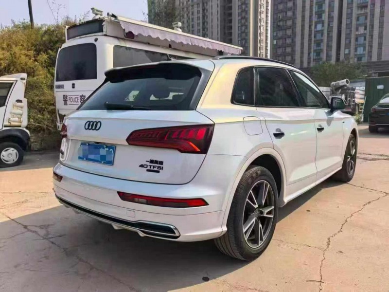 唐山20年奥迪Q58