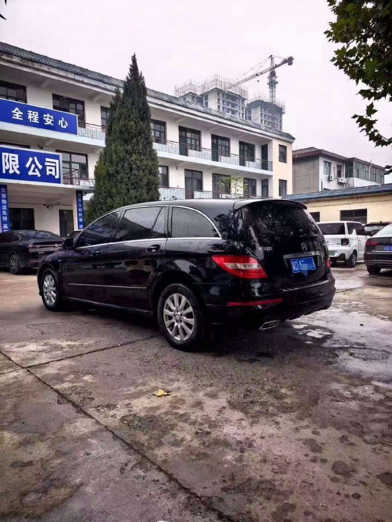 秦皇岛17年奔驰R7