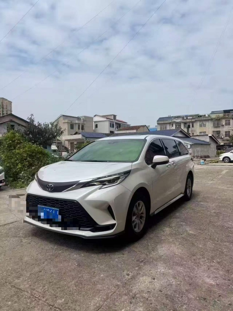 岳阳26年丰田格瑞维亚2