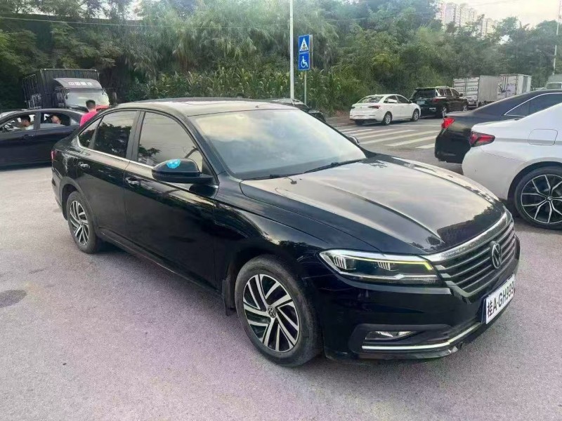 南宁22年大众朗逸2
