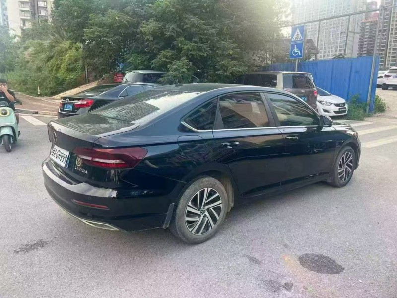 南宁22年大众朗逸7