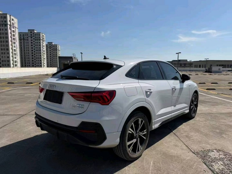盐城22年奥迪Q34
