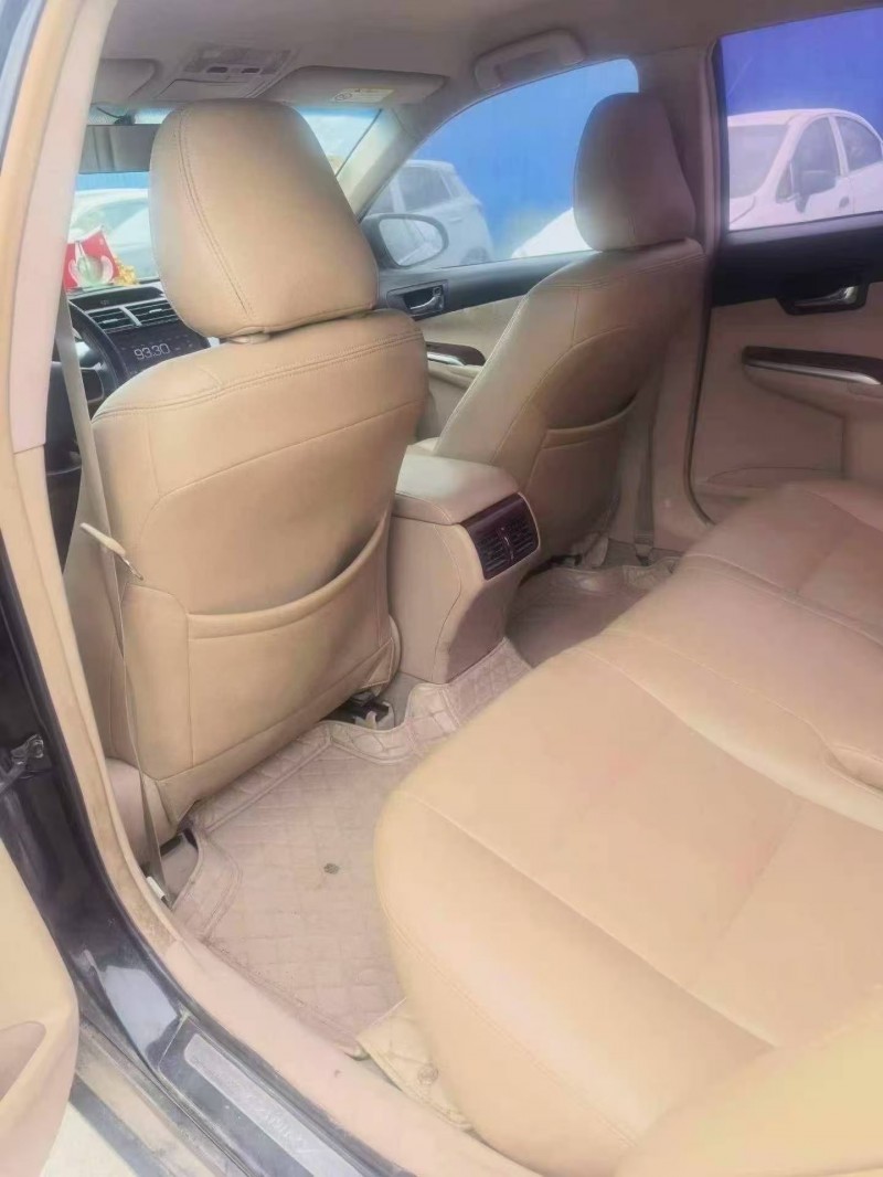菏泽13年丰田凯美瑞4