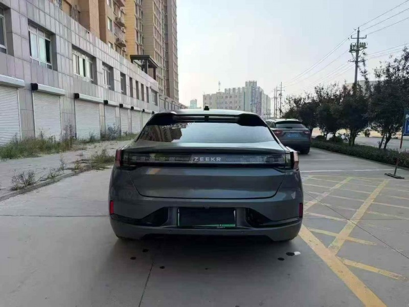 淄博23年极氪汽车0018