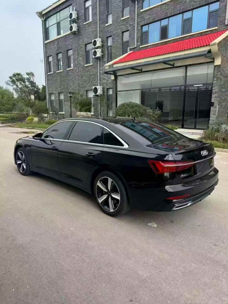 烟台21年奥迪A6L8