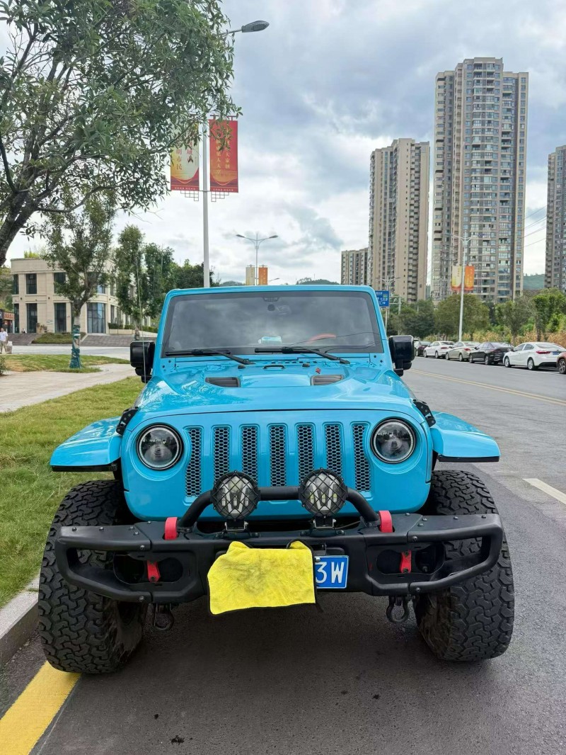 达州13年Jeep牧马人1
