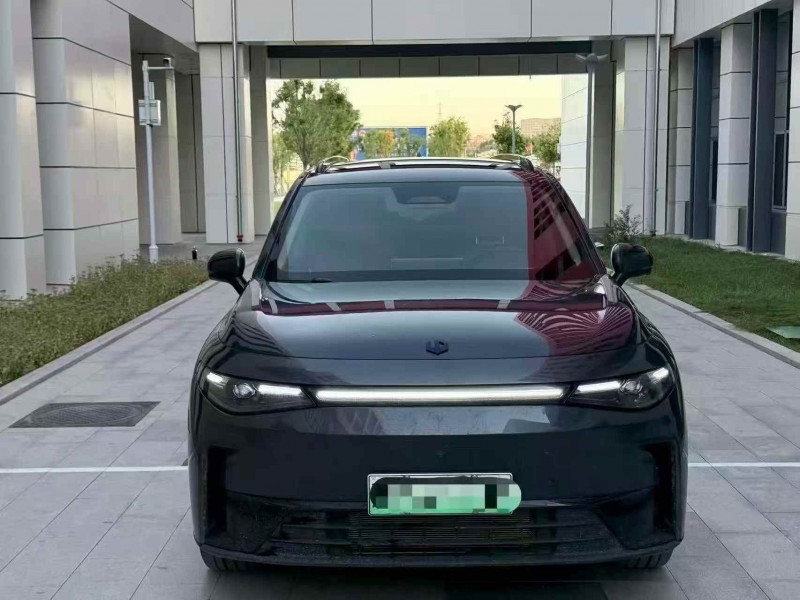 乌海24年零跑汽车C161