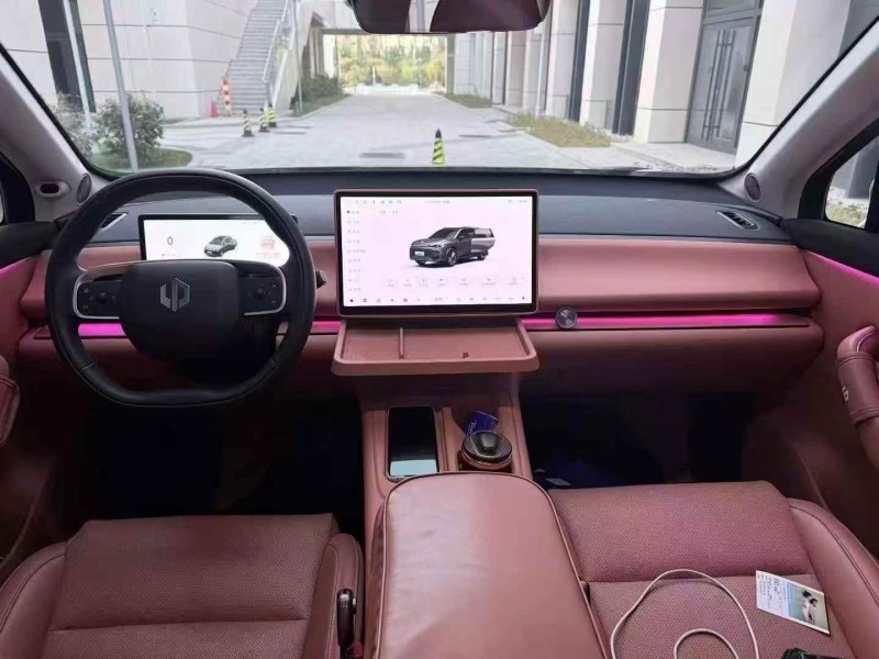 乌海24年零跑汽车C163