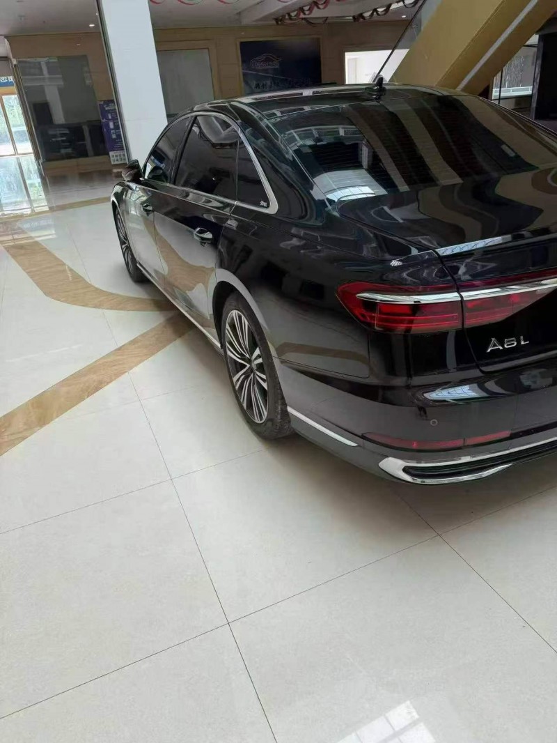 安庆25年奥迪A8L8