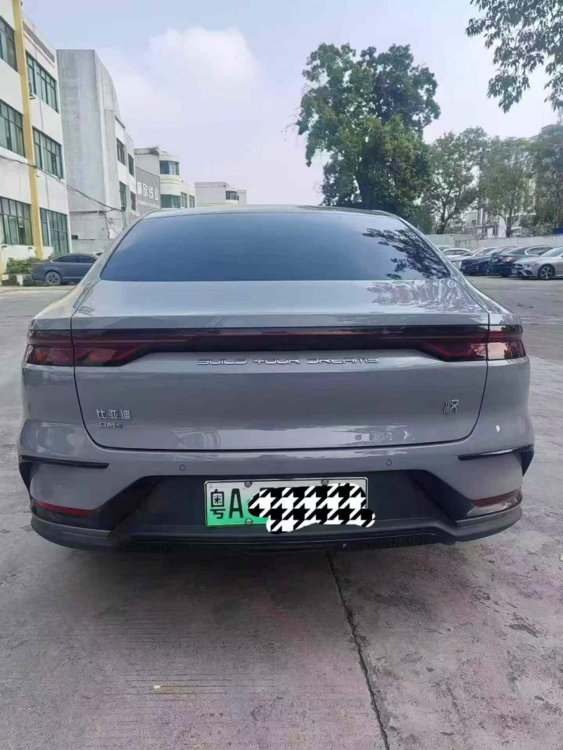 广州25年比亚迪汉8