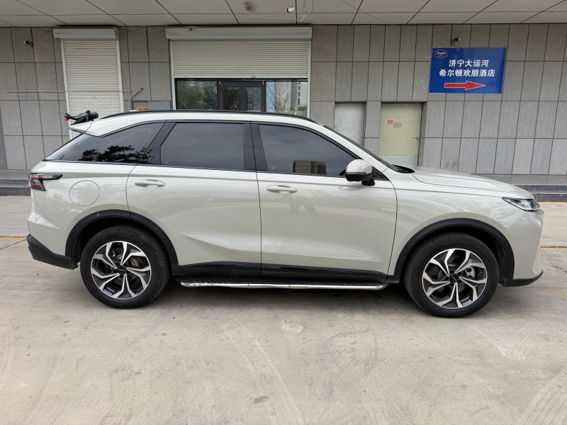 济宁25年哈弗枭龙4