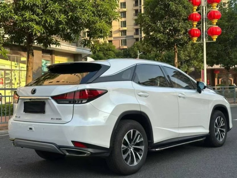 东莞19年雷克萨斯RX8