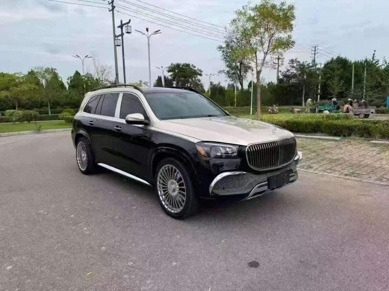 济宁22年奔驰GLS2