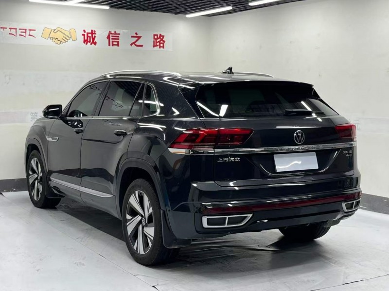 恩施22年大众途昂7
