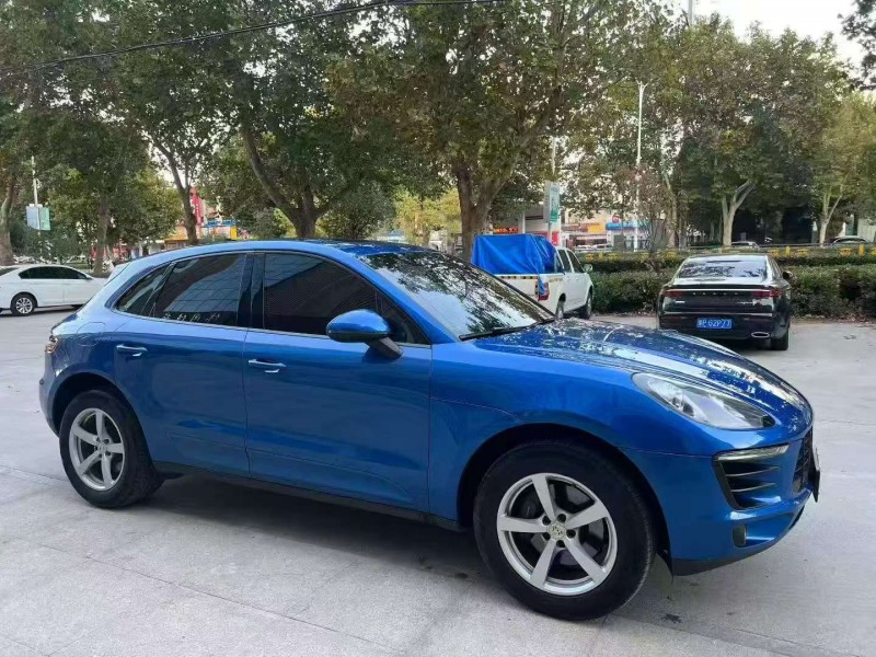 东营16年保时捷Macan2