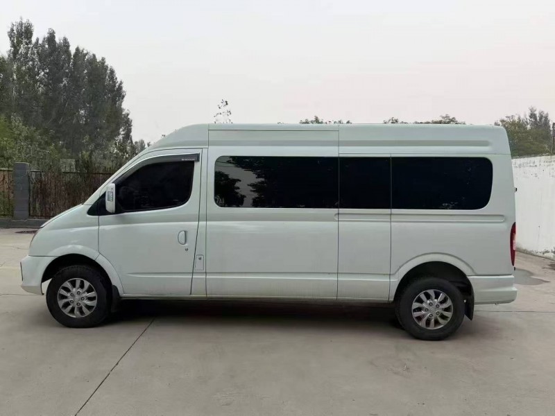 烟台22年大通V808