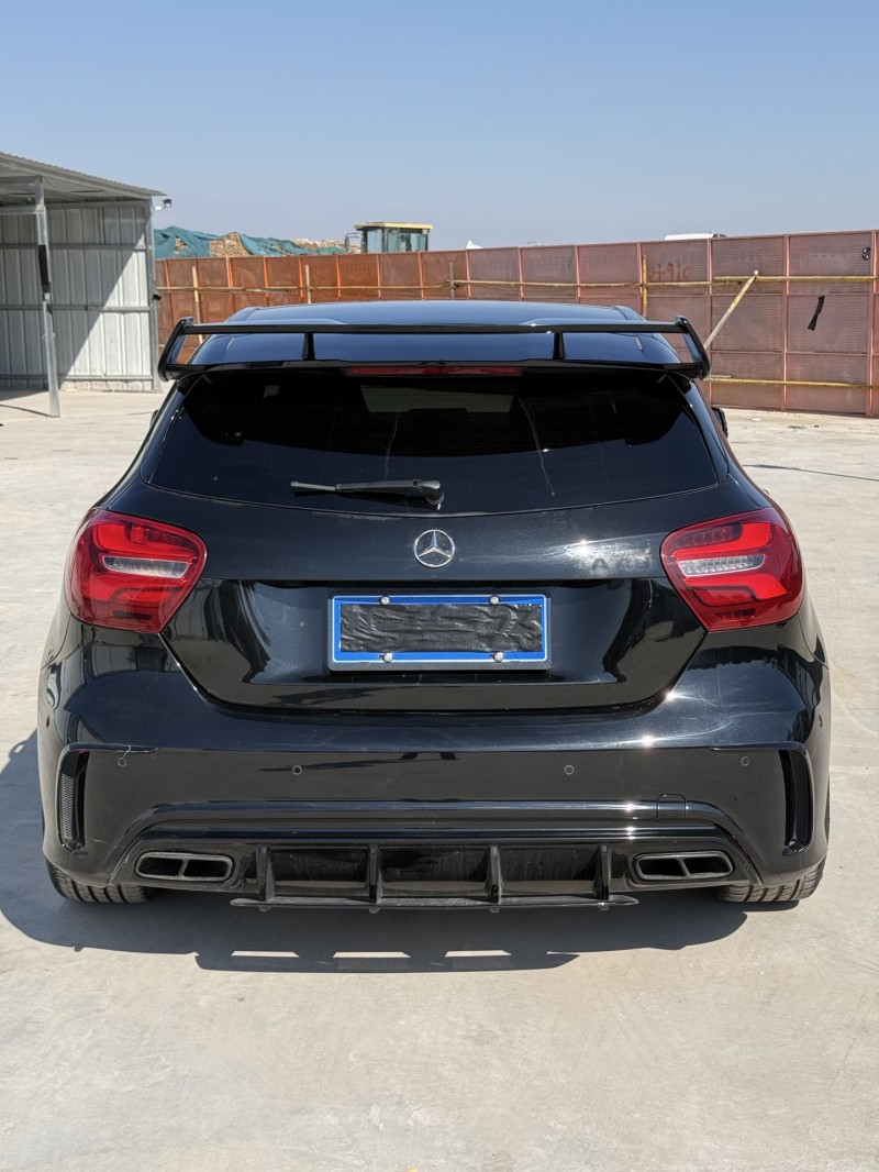 新乡18年奔驰A7