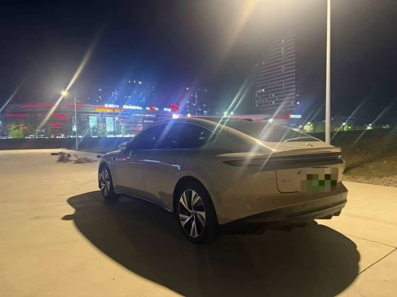 台州24年蔚来ET56