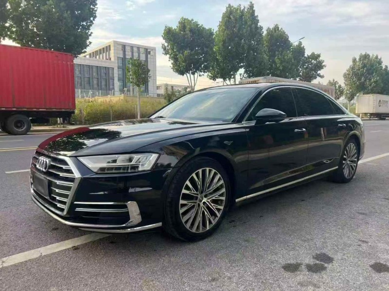 安阳20年奥迪A8L3