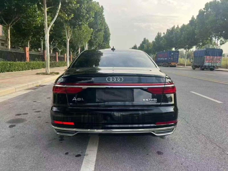 安阳20年奥迪A8L8