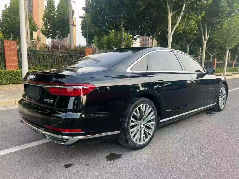 安阳20年奥迪A8L9