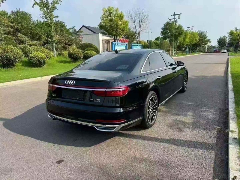 枣庄20年奥迪A8L7