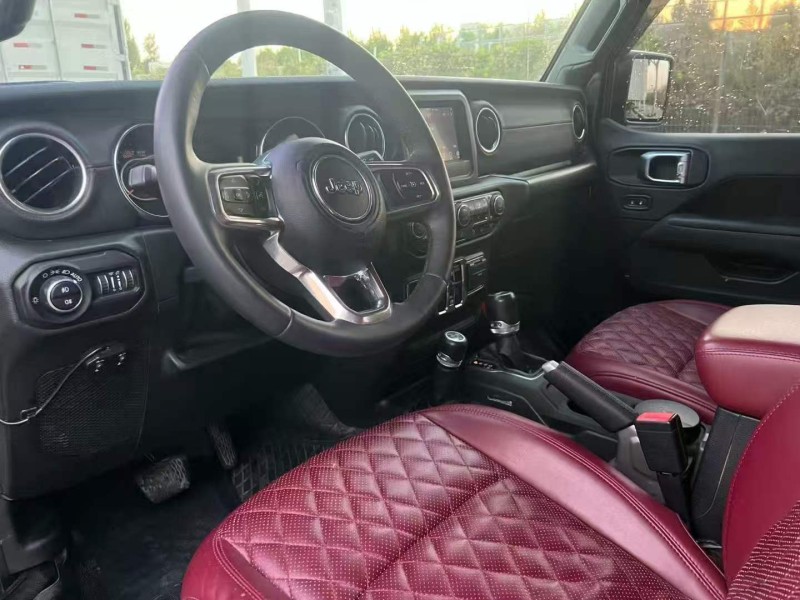 洛阳20年Jeep牧马人6