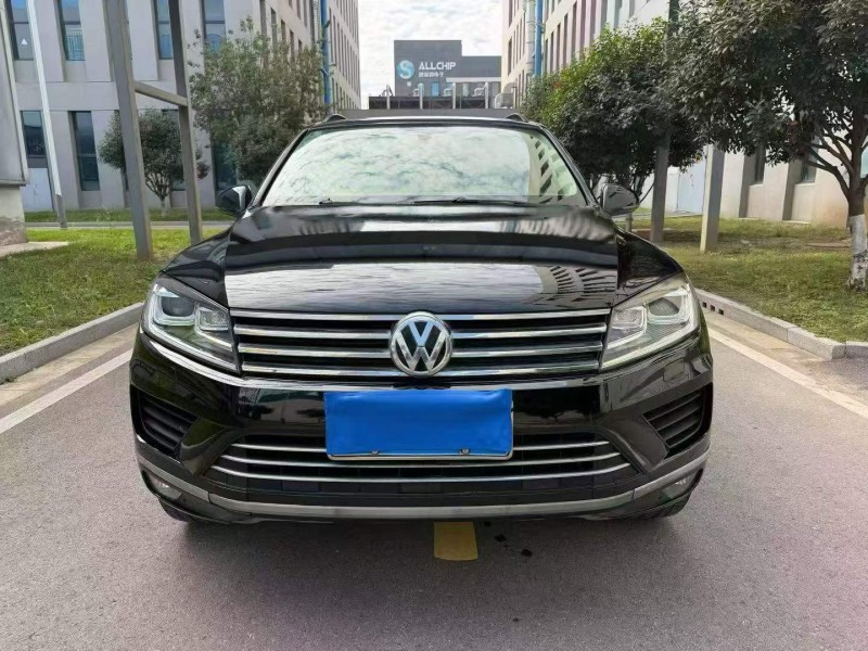 连云港17年大众途锐1