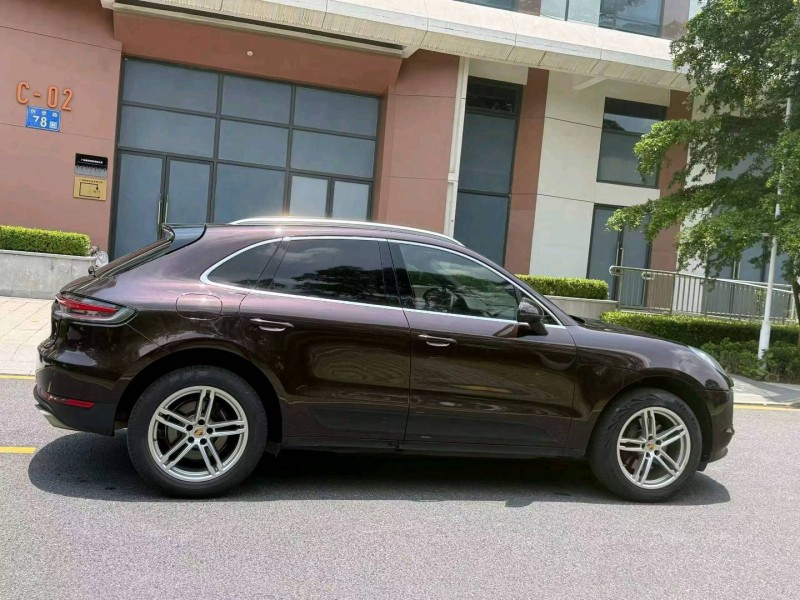 广州19年保时捷Macan4