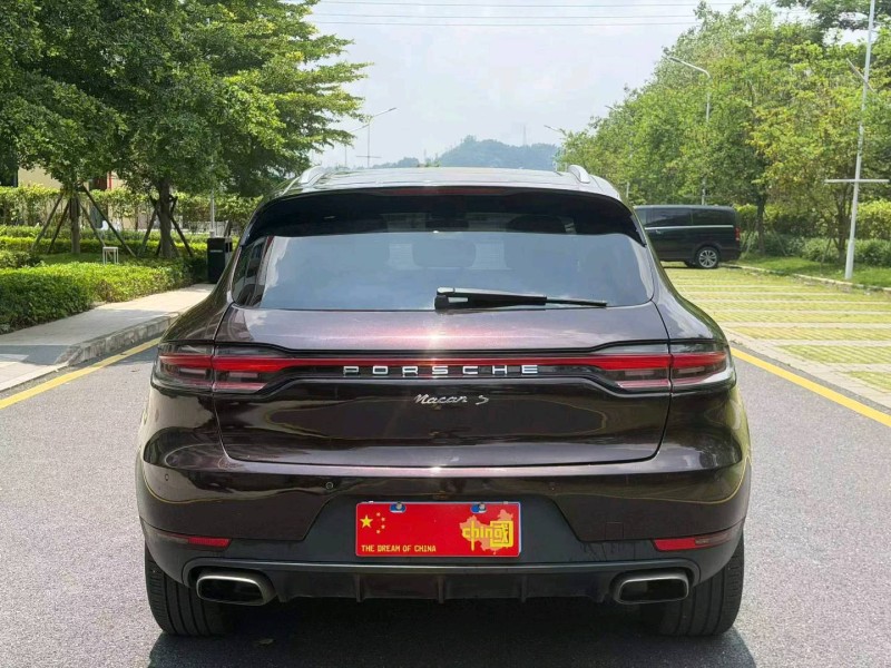 广州19年保时捷Macan8