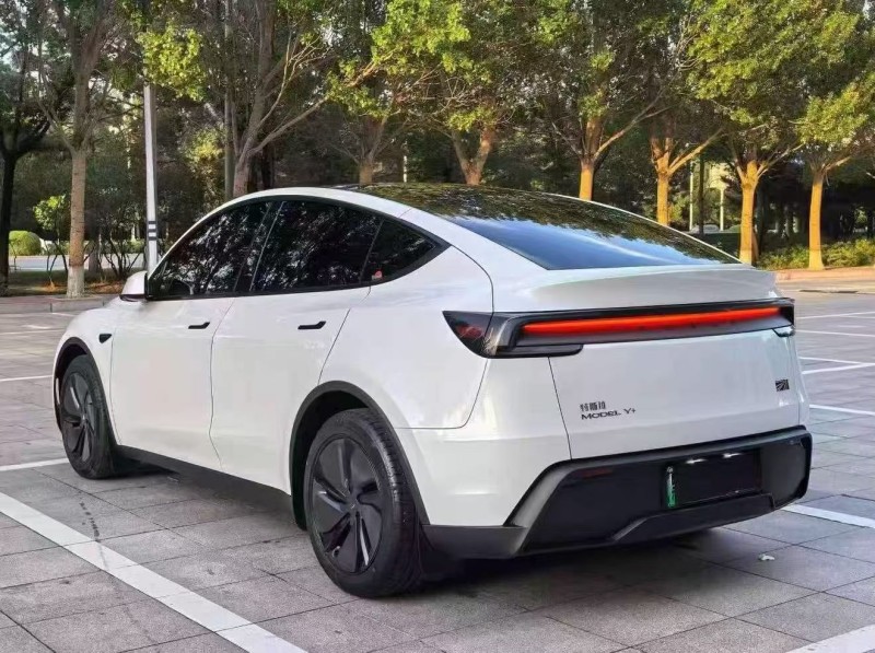 淄博25年特斯拉MODEL Y8