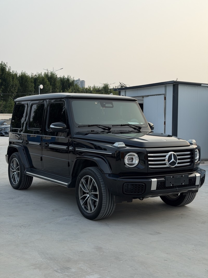 新乡25年奔驰G2