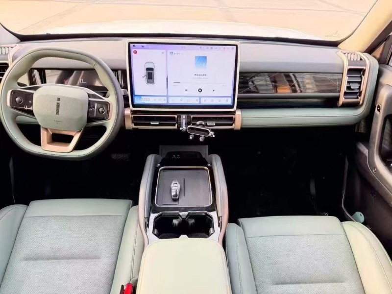 潍坊25年奇瑞ICAR7