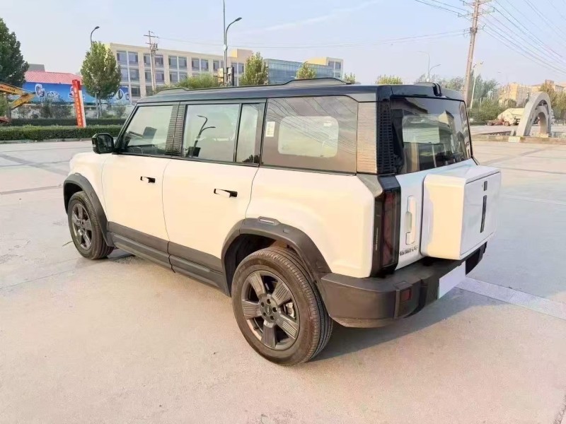 潍坊25年奇瑞ICAR8