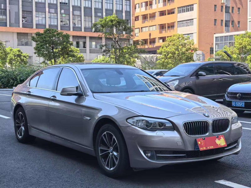 广州13年宝马5系3