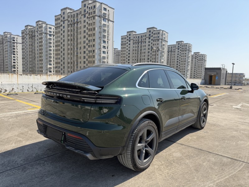 淮安25年保时捷Macan8
