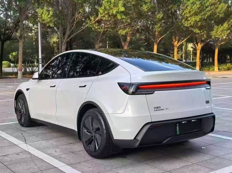 枣庄25年特斯拉MODEL Y7