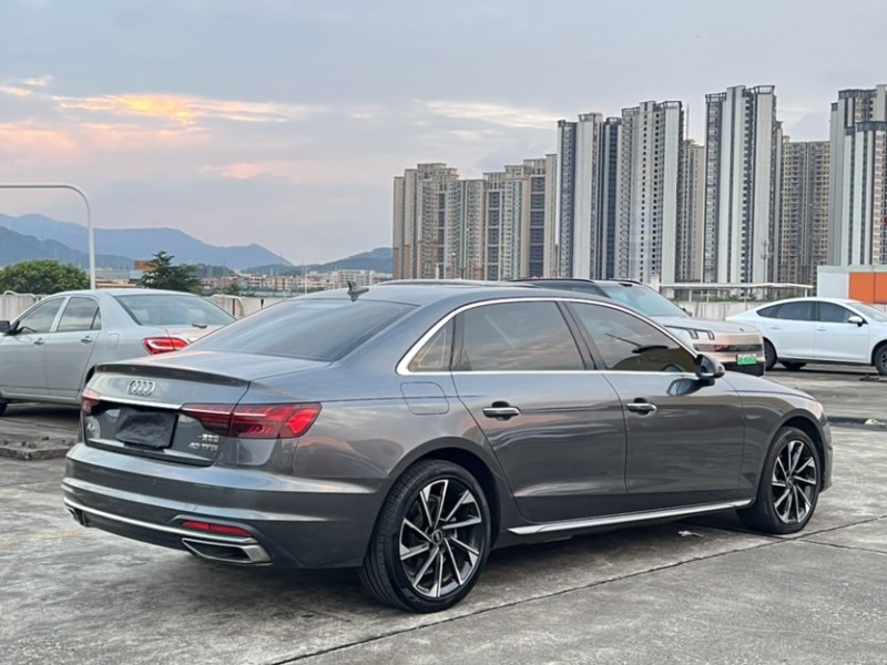 东莞22年奥迪A4L4