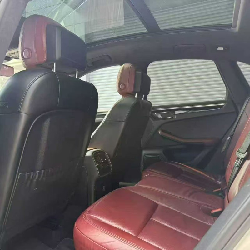 烟台17年保时捷Macan5