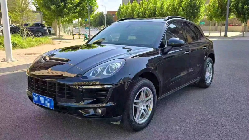 唐山15年保时捷Macan2