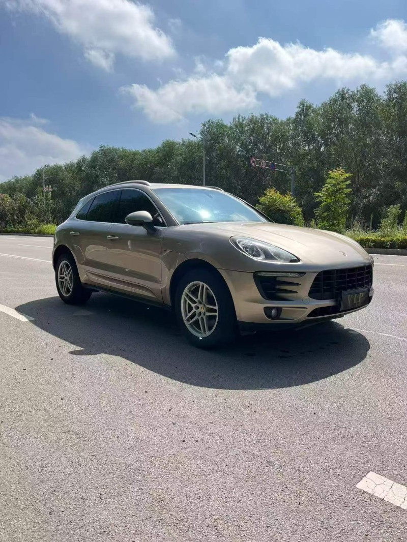 枣庄15年保时捷Macan2