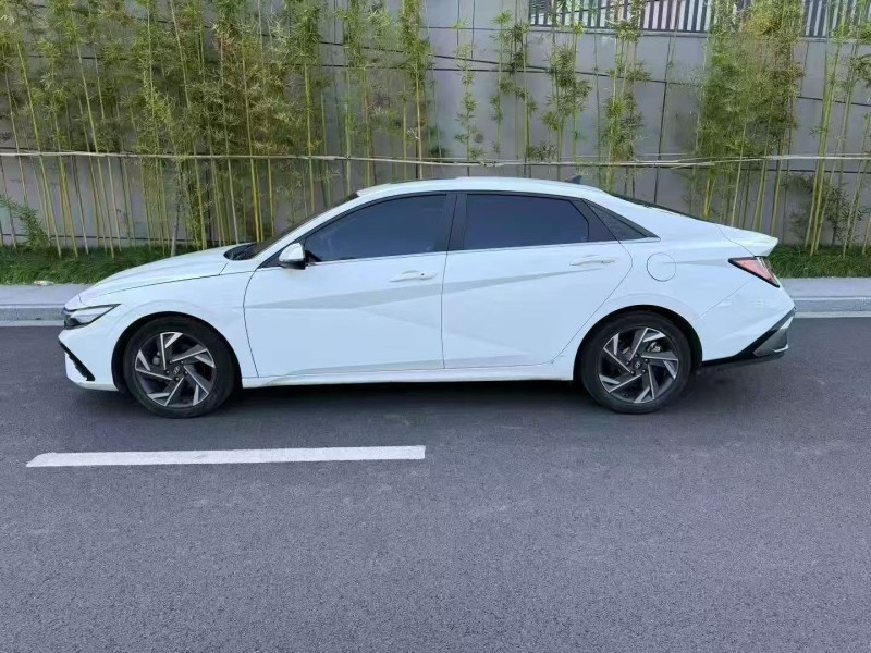 绍兴24年现代伊兰特4