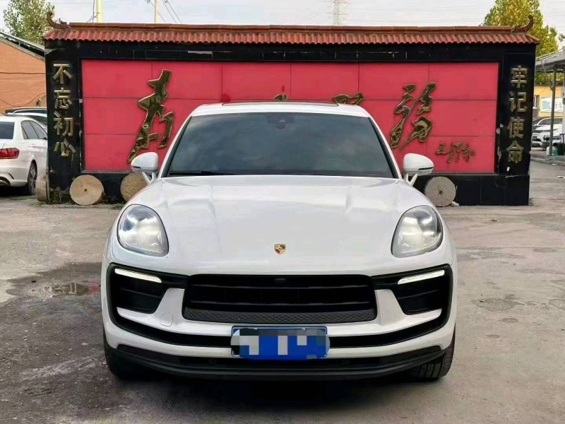 烟台23年保时捷Macan1
