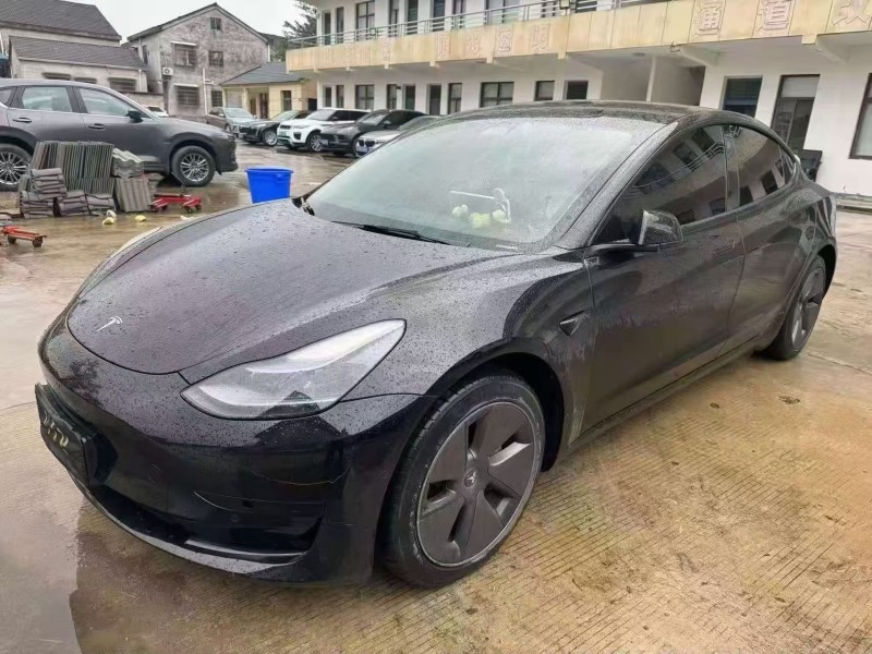 襄阳23年特斯拉MODEL 32