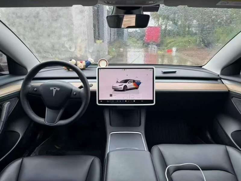 襄阳23年特斯拉MODEL 34
